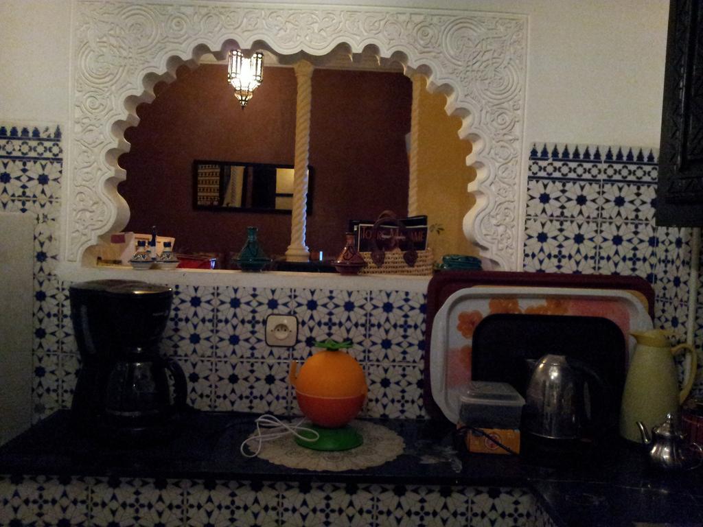 Riad Les Portes De La Medina Marrakesh Buitenkant foto